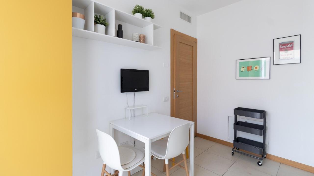Italianway - Imperia 43 Apartment Milan Exterior photo